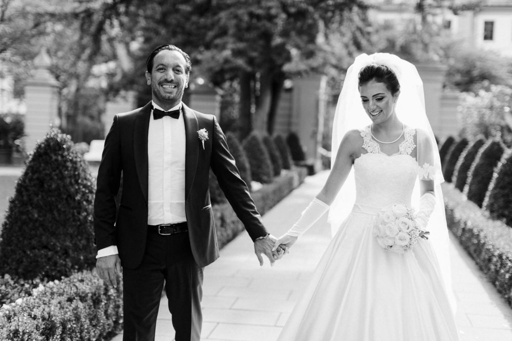 hochzeitsfotograf-kerim-kivrak-augsburg-hochzeitslocation-hofgarten-dom-altstadt-destination-wedding-photographer-trauung-standesamt-münchen-hochzeitsfotoalbum-hochzeitsdeko-0006