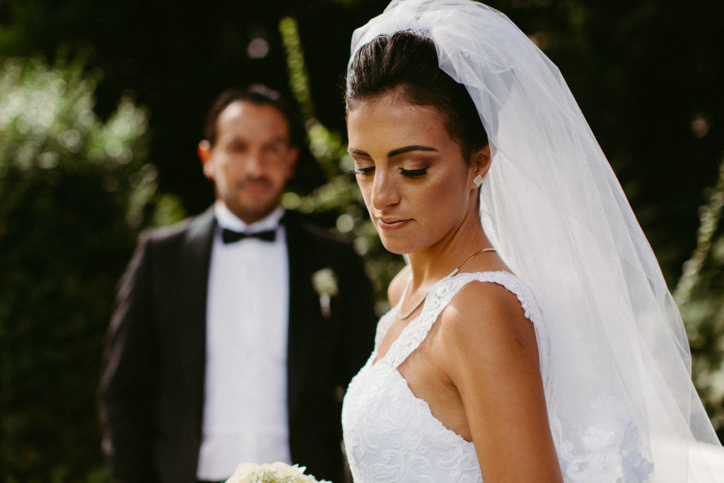 hochzeitsfotograf-kerim-kivrak-augsburg-hochzeitslocation-hofgarten-dom-altstadt-destination-wedding-photographer-trauung-standesamt-münchen-hochzeitsfotoalbum-hochzeitsdeko-0008