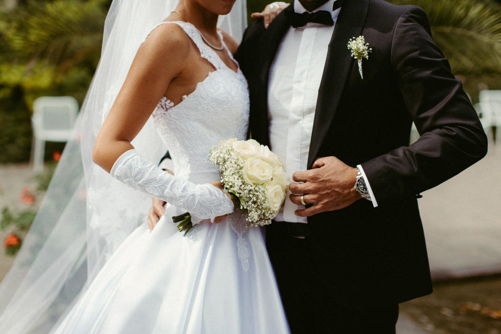 hochzeitsfotograf-kerim-kivrak-augsburg-hochzeitslocation-hofgarten-dom-altstadt-destination-wedding-photographer-trauung-standesamt-münchen-hochzeitsfotoalbum-hochzeitsdeko-0025