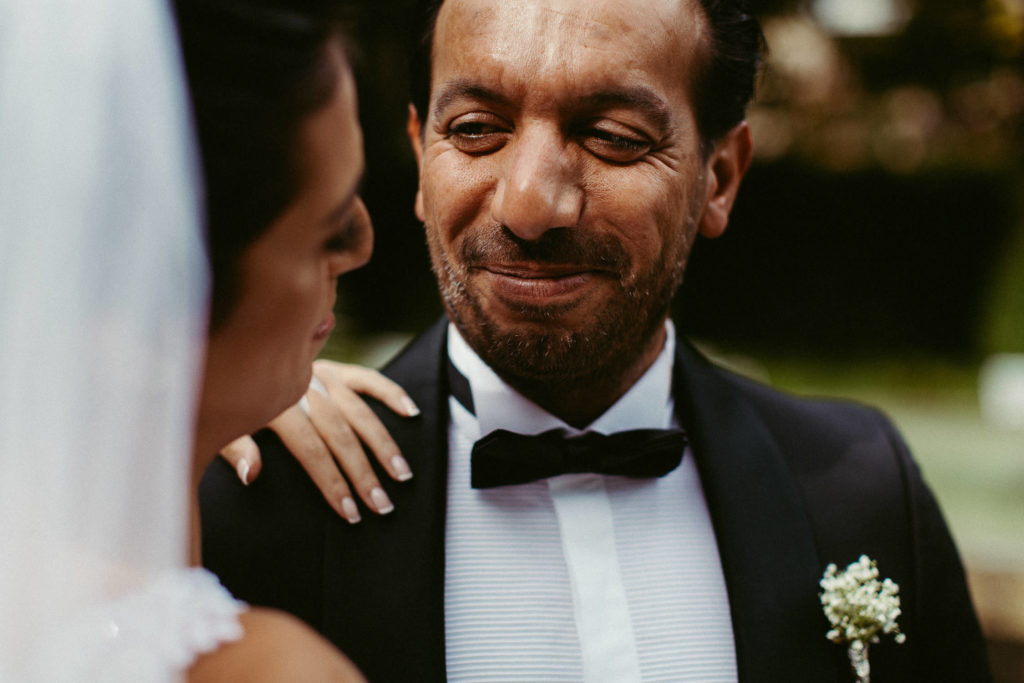 hochzeitsfotograf-kerim-kivrak-augsburg-hochzeitslocation-hofgarten-dom-altstadt-destination-wedding-photographer-trauung-standesamt-münchen-hochzeitsfotoalbum-hochzeitsdeko-0029