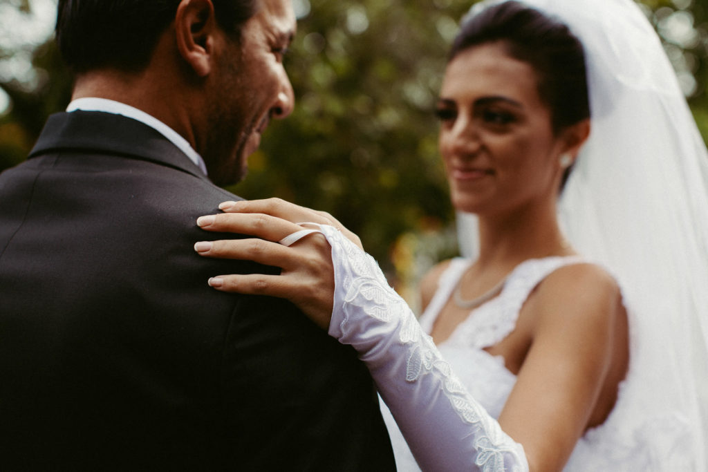 hochzeitsfotograf-kerim-kivrak-augsburg-hochzeitslocation-hofgarten-dom-altstadt-destination-wedding-photographer-trauung-standesamt-münchen-hochzeitsfotoalbum-hochzeitsdeko-0036