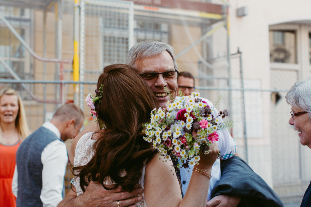 hochzeitsfotograf-kerim-kivrak-augsburg-hochzeitslocation-kräutergarten-herkulesbrunnen-destination-wedding-photographer-trauung-standesamt-münchen-hochzeitsfotoalbum-hochzeitsdeko-62