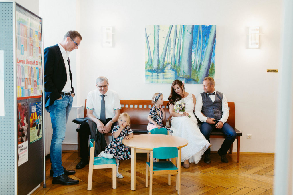 hochzeitsfotograf-kerim-kivrak-augsburg-hochzeitslocation-kräutergarten-herkulesbrunnen-destination-wedding-photographer-trauung-standesamt-münchen-hochzeitsfotoalbum-hochzeitsdeko-66