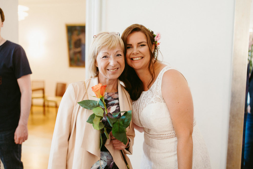 hochzeitsfotograf-kerim-kivrak-augsburg-hochzeitslocation-kräutergarten-herkulesbrunnen-destination-wedding-photographer-trauung-standesamt-münchen-hochzeitsfotoalbum-hochzeitsdeko-78