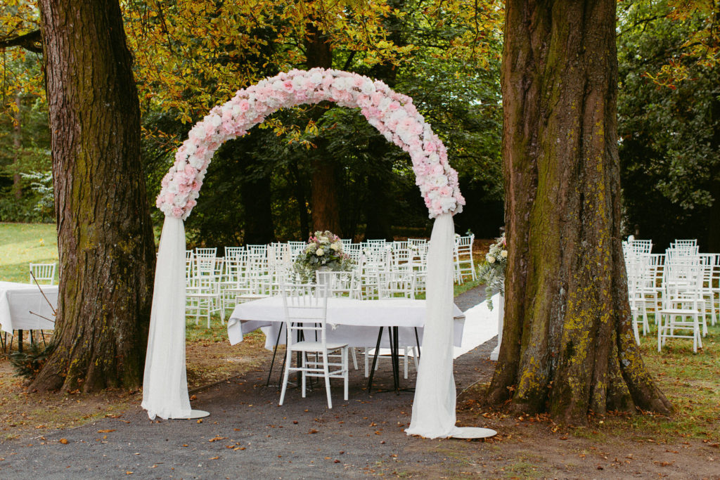 hochzeitsfotograf-kerim-kivrak-augsburg-hochzeitslocation-kurhaus-parktheater-drei-mohren-steigenberger-trauung-standesamt-münchen-hochzeitsfotoalbum-hochzeitsdeko-0001