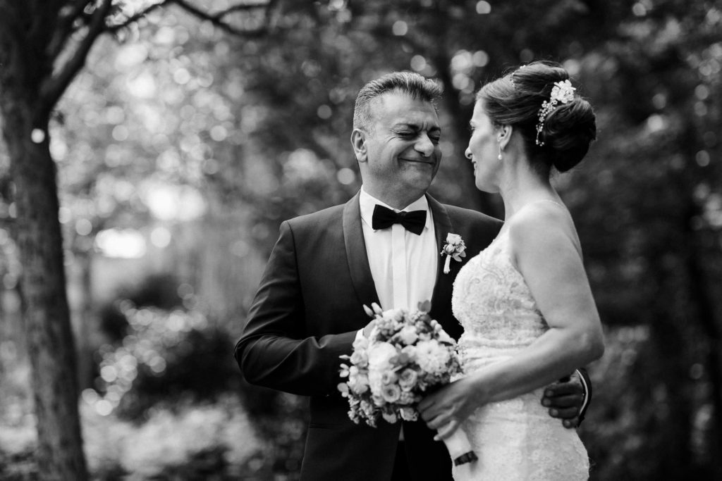 hochzeitsfotograf-kerim-kivrak-augsburg-hochzeitslocation-kurhaus-parktheater-drei-mohren-steigenberger-trauung-standesamt-münchen-hochzeitsfotoalbum-hochzeitsdeko-0007