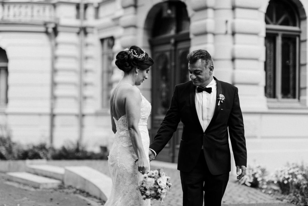 hochzeitsfotograf-kerim-kivrak-augsburg-hochzeitslocation-kurhaus-parktheater-drei-mohren-steigenberger-trauung-standesamt-münchen-hochzeitsfotoalbum-hochzeitsdeko-0014