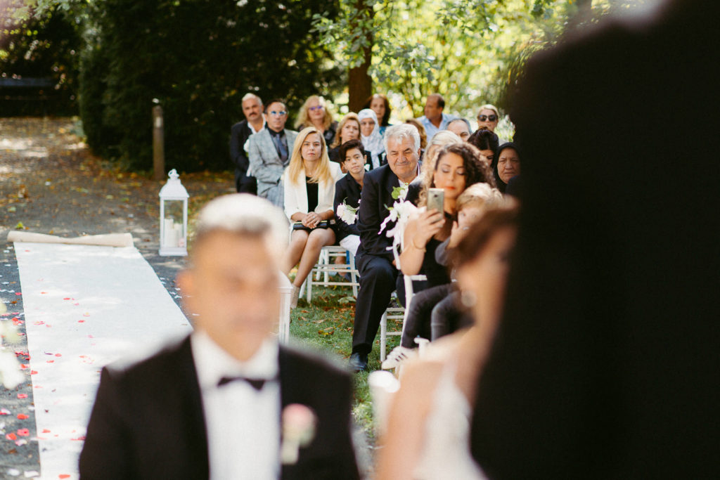 hochzeitsfotograf-kerim-kivrak-augsburg-hochzeitslocation-kurhaus-parktheater-drei-mohren-steigenberger-trauung-standesamt-münchen-hochzeitsfotoalbum-hochzeitsdeko-0050