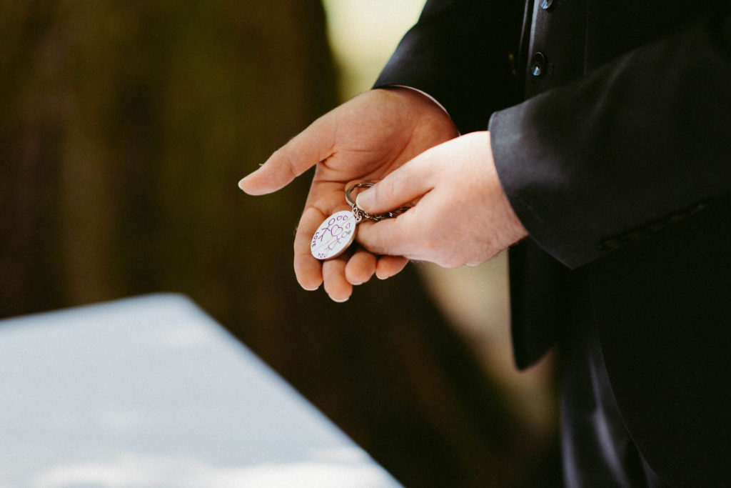 hochzeitsfotograf-kerim-kivrak-augsburg-hochzeitslocation-kurhaus-parktheater-drei-mohren-steigenberger-trauung-standesamt-münchen-hochzeitsfotoalbum-hochzeitsdeko-0056