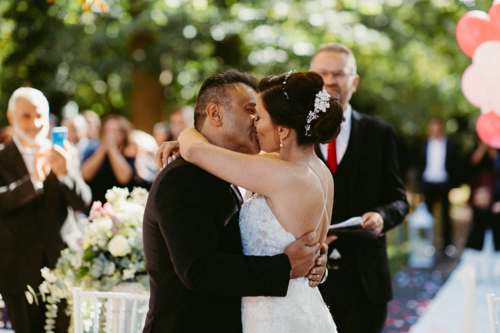 hochzeitsfotograf-kerim-kivrak-augsburg-hochzeitslocation-kurhaus-parktheater-drei-mohren-steigenberger-trauung-standesamt-münchen-hochzeitsfotoalbum-hochzeitsdeko-0073