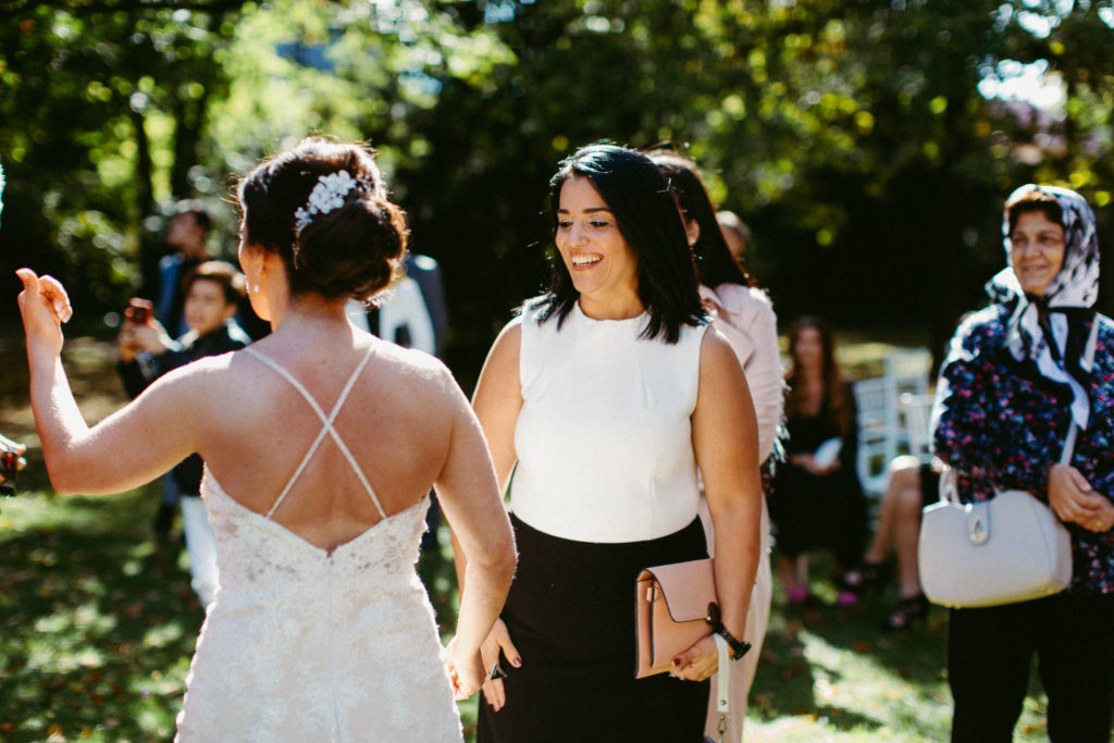 hochzeitsfotograf-kerim-kivrak-augsburg-hochzeitslocation-kurhaus-parktheater-drei-mohren-steigenberger-trauung-standesamt-münchen-hochzeitsfotoalbum-hochzeitsdeko-0099