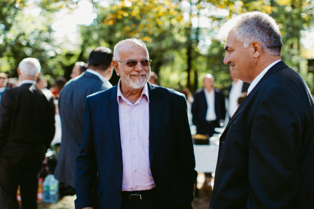 hochzeitsfotograf-kerim-kivrak-augsburg-hochzeitslocation-kurhaus-parktheater-drei-mohren-steigenberger-trauung-standesamt-münchen-hochzeitsfotoalbum-hochzeitsdeko-0100