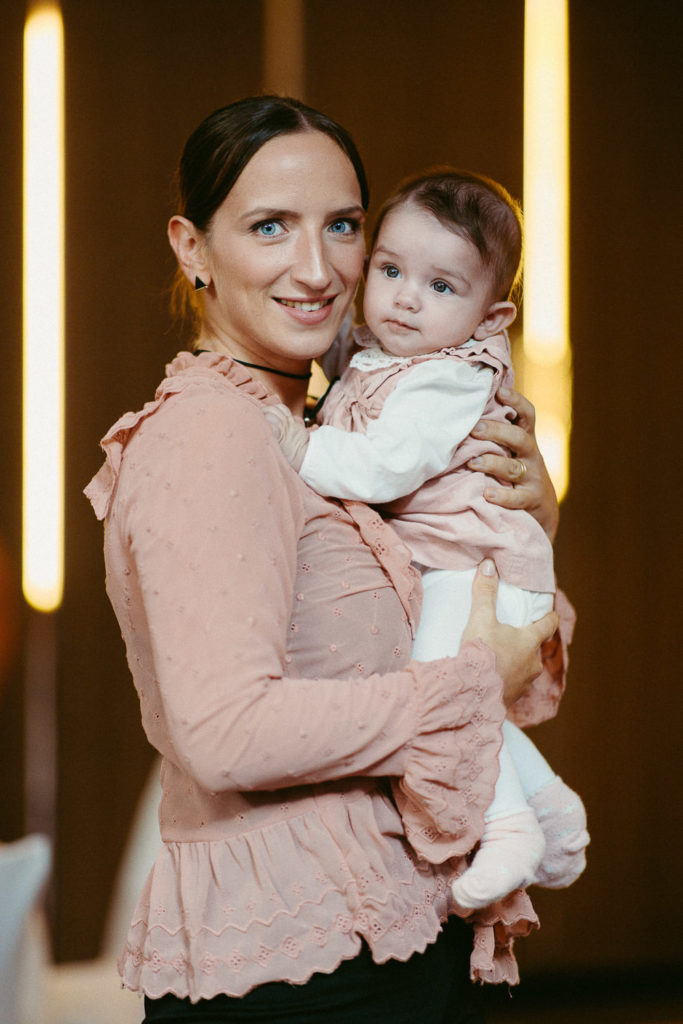 hochzeitsfotograf-kerim-kivrak-augsburg-hochzeitslocation-kurhaus-parktheater-drei-mohren-steigenberger-trauung-standesamt-münchen-hochzeitsfotoalbum-hochzeitsdeko-0112