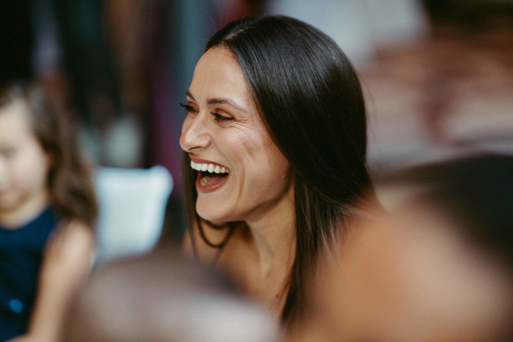 hochzeitsfotograf-kerim-kivrak-augsburg-hochzeitslocation-kurhaus-parktheater-drei-mohren-steigenberger-trauung-standesamt-münchen-hochzeitsfotoalbum-hochzeitsdeko-0117