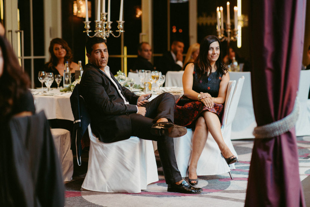 hochzeitsfotograf-kerim-kivrak-augsburg-hochzeitslocation-kurhaus-parktheater-drei-mohren-steigenberger-trauung-standesamt-münchen-hochzeitsfotoalbum-hochzeitsdeko-0126