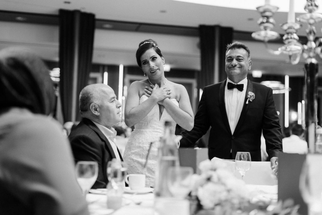 hochzeitsfotograf-kerim-kivrak-augsburg-hochzeitslocation-kurhaus-parktheater-drei-mohren-steigenberger-trauung-standesamt-münchen-hochzeitsfotoalbum-hochzeitsdeko-0132