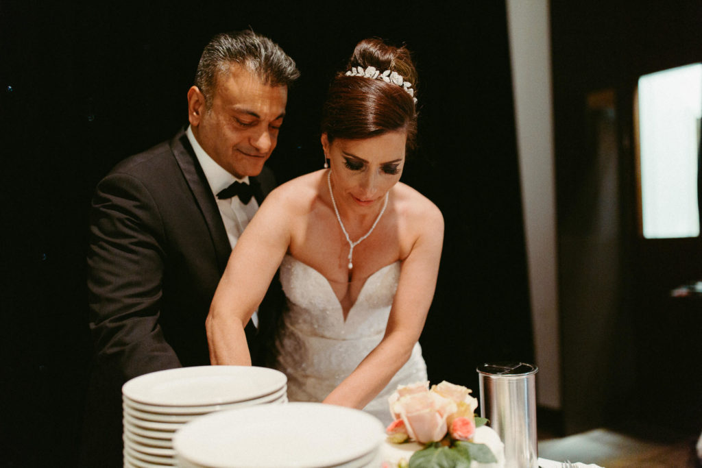 hochzeitsfotograf-kerim-kivrak-augsburg-hochzeitslocation-kurhaus-parktheater-drei-mohren-steigenberger-trauung-standesamt-münchen-hochzeitsfotoalbum-hochzeitsdeko-0152