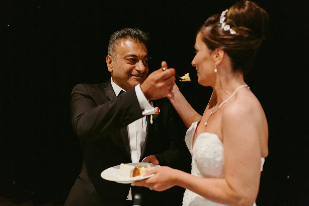 hochzeitsfotograf-kerim-kivrak-augsburg-hochzeitslocation-kurhaus-parktheater-drei-mohren-steigenberger-trauung-standesamt-münchen-hochzeitsfotoalbum-hochzeitsdeko-0153