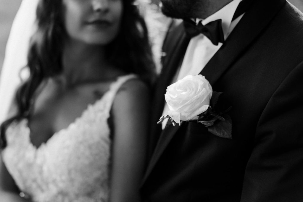 hochzeitsfotograf-kerim-kivrak-basel-hochzeitslocation-salmegg-haus-schweiz-rheinfelden-destination-wedding-photographer-trauung-standesamt-münchen-hochzeitsfotoalbum-hochzeitsdeko-0021