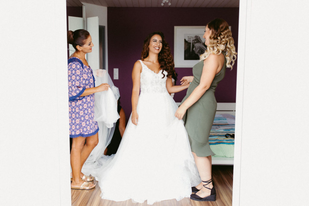 hochzeitsfotograf-kerim-kivrak-basel-hochzeitslocation-salmegg-haus-schweiz-rheinfelden-destination-wedding-photographer-trauung-standesamt-münchen-hochzeitsfotoalbum-hochzeitsdeko-0044