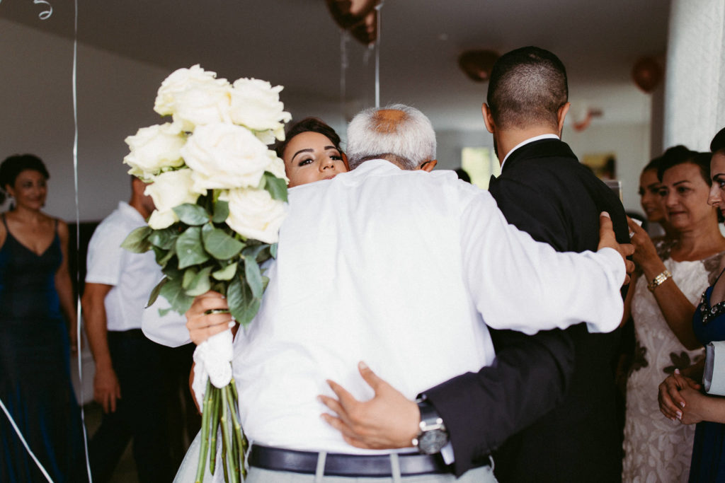 hochzeitsfotograf-kerim-kivrak-basel-hochzeitslocation-salmegg-haus-schweiz-rheinfelden-destination-wedding-photographer-trauung-standesamt-münchen-hochzeitsfotoalbum-hochzeitsdeko-0064