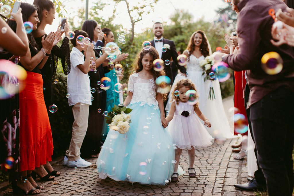 hochzeitsfotograf-kerim-kivrak-basel-hochzeitslocation-salmegg-haus-schweiz-rheinfelden-destination-wedding-photographer-trauung-standesamt-münchen-hochzeitsfotoalbum-hochzeitsdeko-0090