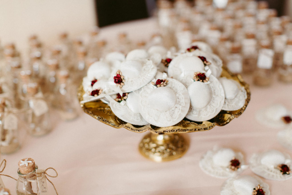 hochzeitsfotograf-kerim-kivrak-basel-hochzeitslocation-salmegg-haus-schweiz-rheinfelden-destination-wedding-photographer-trauung-standesamt-münchen-hochzeitsfotoalbum-hochzeitsdeko-0112