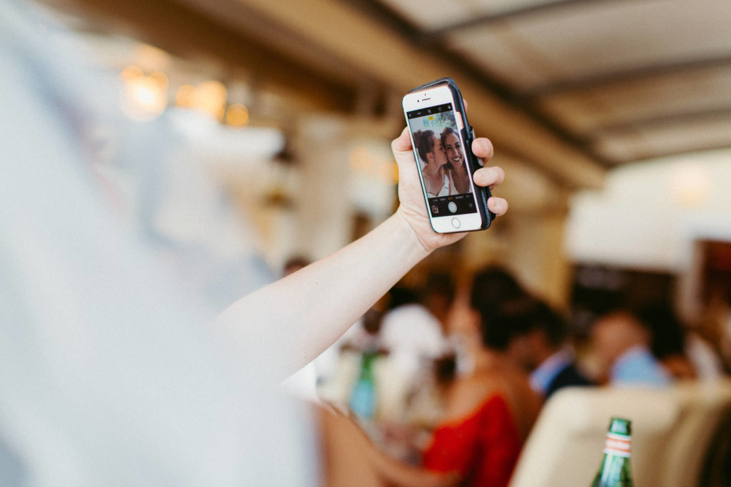 hochzeitsfotograf-kerim-kivrak-basel-hochzeitslocation-salmegg-haus-schweiz-rheinfelden-destination-wedding-photographer-trauung-standesamt-münchen-hochzeitsfotoalbum-hochzeitsdeko-0115