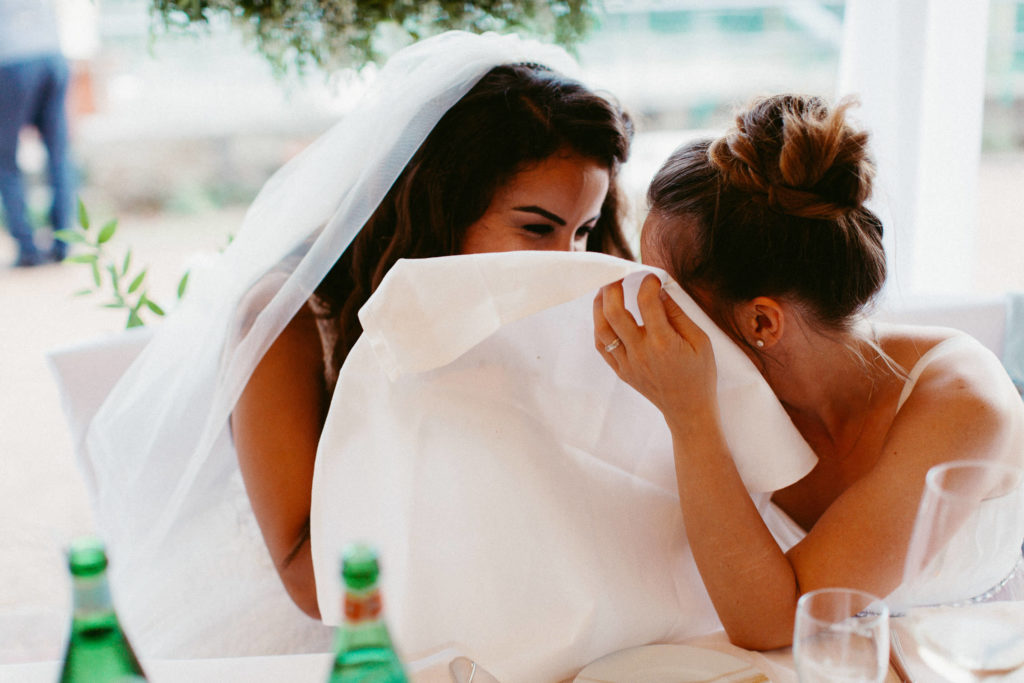 hochzeitsfotograf-kerim-kivrak-basel-hochzeitslocation-salmegg-haus-schweiz-rheinfelden-destination-wedding-photographer-trauung-standesamt-münchen-hochzeitsfotoalbum-hochzeitsdeko-0117