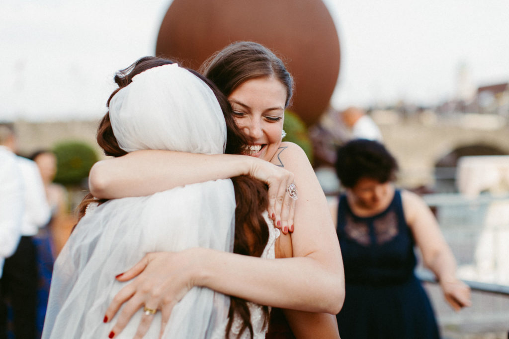 hochzeitsfotograf-kerim-kivrak-basel-hochzeitslocation-salmegg-haus-schweiz-rheinfelden-destination-wedding-photographer-trauung-standesamt-münchen-hochzeitsfotoalbum-hochzeitsdeko-0131