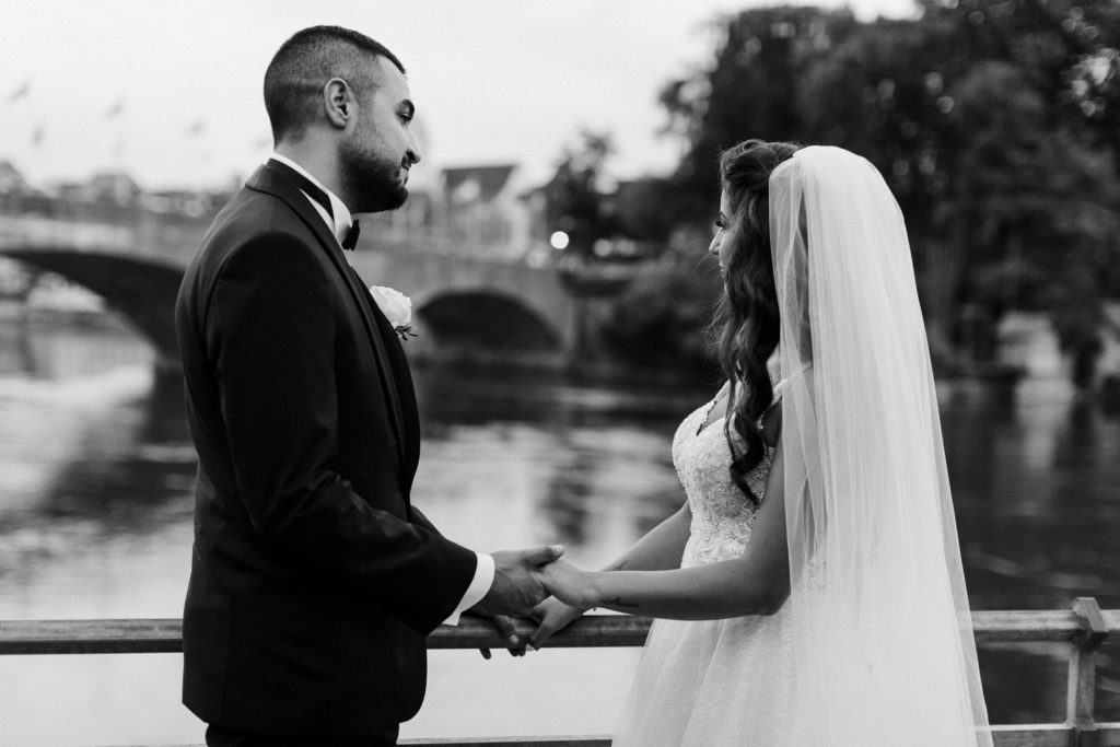 hochzeitsfotograf-kerim-kivrak-basel-hochzeitslocation-salmegg-haus-schweiz-rheinfelden-destination-wedding-photographer-trauung-standesamt-münchen-hochzeitsfotoalbum-hochzeitsdeko-0145