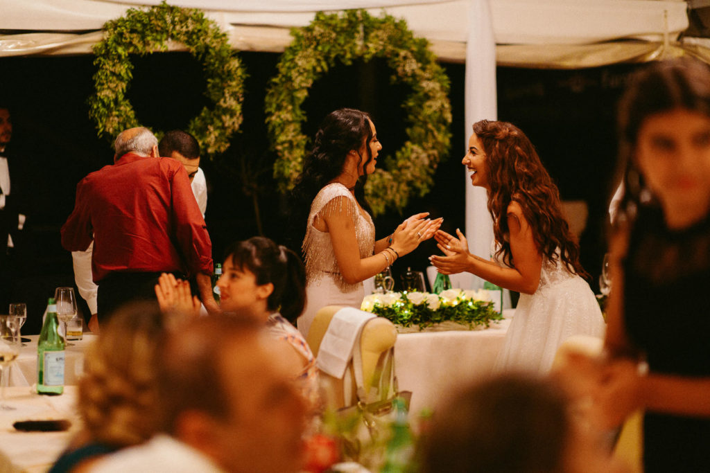 hochzeitsfotograf-kerim-kivrak-basel-hochzeitslocation-salmegg-haus-schweiz-rheinfelden-destination-wedding-photographer-trauung-standesamt-münchen-hochzeitsfotoalbum-hochzeitsdeko-0169