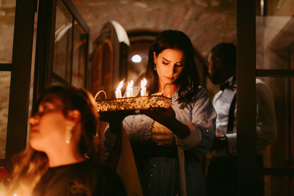 hochzeitsfotograf-kerim-kivrak-basel-hochzeitslocation-salmegg-haus-schweiz-rheinfelden-destination-wedding-photographer-trauung-standesamt-münchen-hochzeitsfotoalbum-hochzeitsdeko-0175