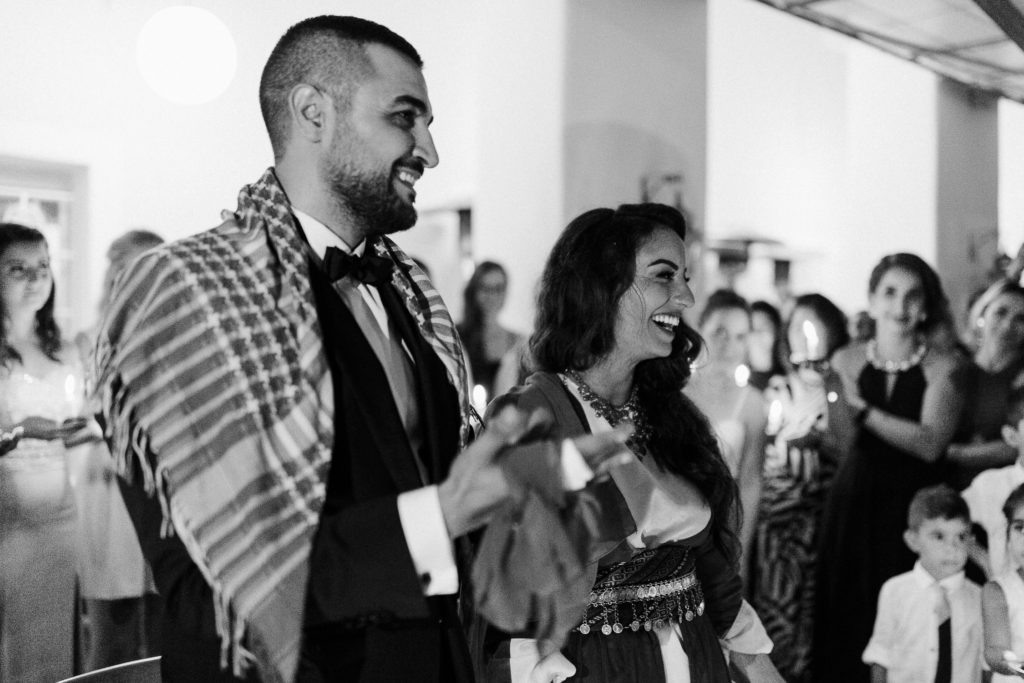 hochzeitsfotograf-kerim-kivrak-basel-hochzeitslocation-salmegg-haus-schweiz-rheinfelden-destination-wedding-photographer-trauung-standesamt-münchen-hochzeitsfotoalbum-hochzeitsdeko-0187