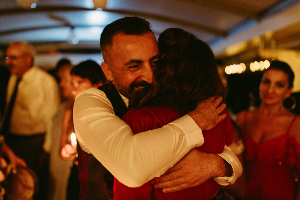 hochzeitsfotograf-kerim-kivrak-basel-hochzeitslocation-salmegg-haus-schweiz-rheinfelden-destination-wedding-photographer-trauung-standesamt-münchen-hochzeitsfotoalbum-hochzeitsdeko-0189