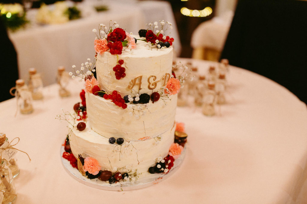 hochzeitsfotograf-kerim-kivrak-basel-hochzeitslocation-salmegg-haus-schweiz-rheinfelden-destination-wedding-photographer-trauung-standesamt-münchen-hochzeitsfotoalbum-hochzeitsdeko-0192