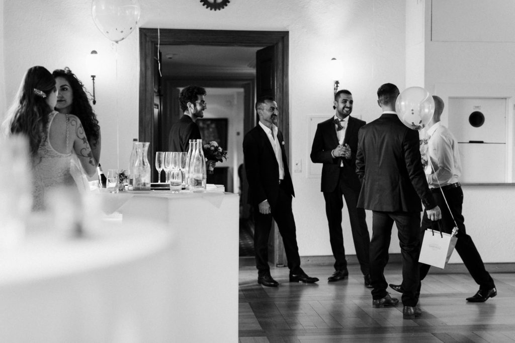 hochzeitsfotograf-kerim-kivrak-basel-hochzeitslocation-zivilstandsamt-schweiz-rheinfelden-wedding-photographer-trauung-standesamt-münchen-hochzeitsfotoalbum-hochzeitsdeko-0045