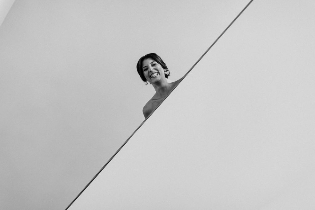 hochzeitsfotograf-kerim-kivrak-scheunenhochzeit-balzhausen-hochzeitslocation-lenderstuben-boho-destination-wedding-photographer-trauung-standesamt-hochzeitsfotoalbum-hochzeitsdeko-0020