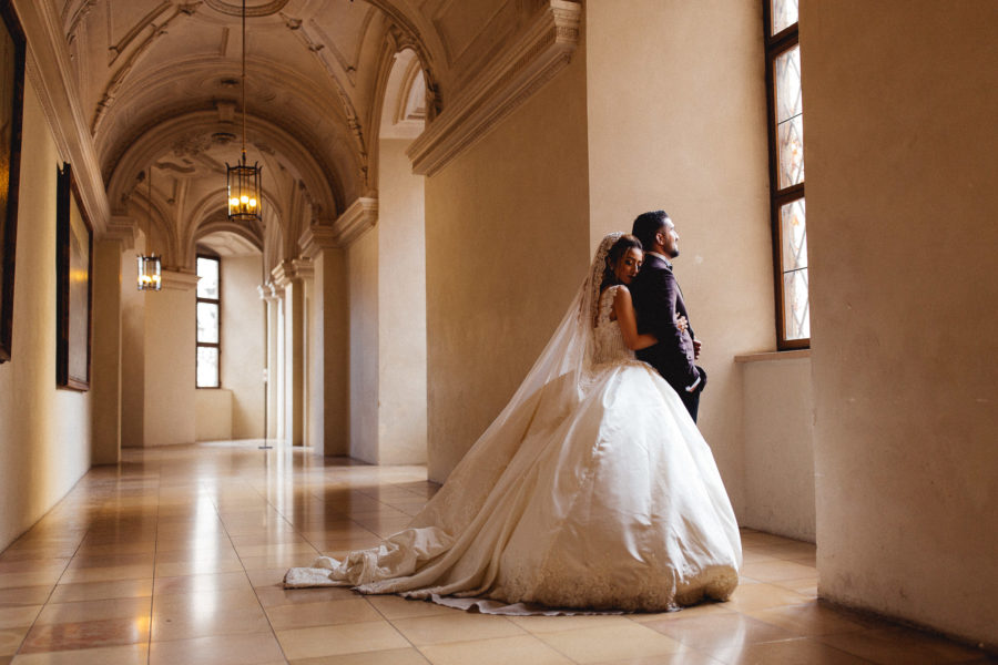 hochzeitsfotograf-kerim-kivrak-münchen-residenz-hochzeitslocation-mandlstraße-standesamt-odeonsplatz-englischer-garten-ruppertstraße-ismaning-hochzeitsfotoalbum-hochzeitsdeko-15