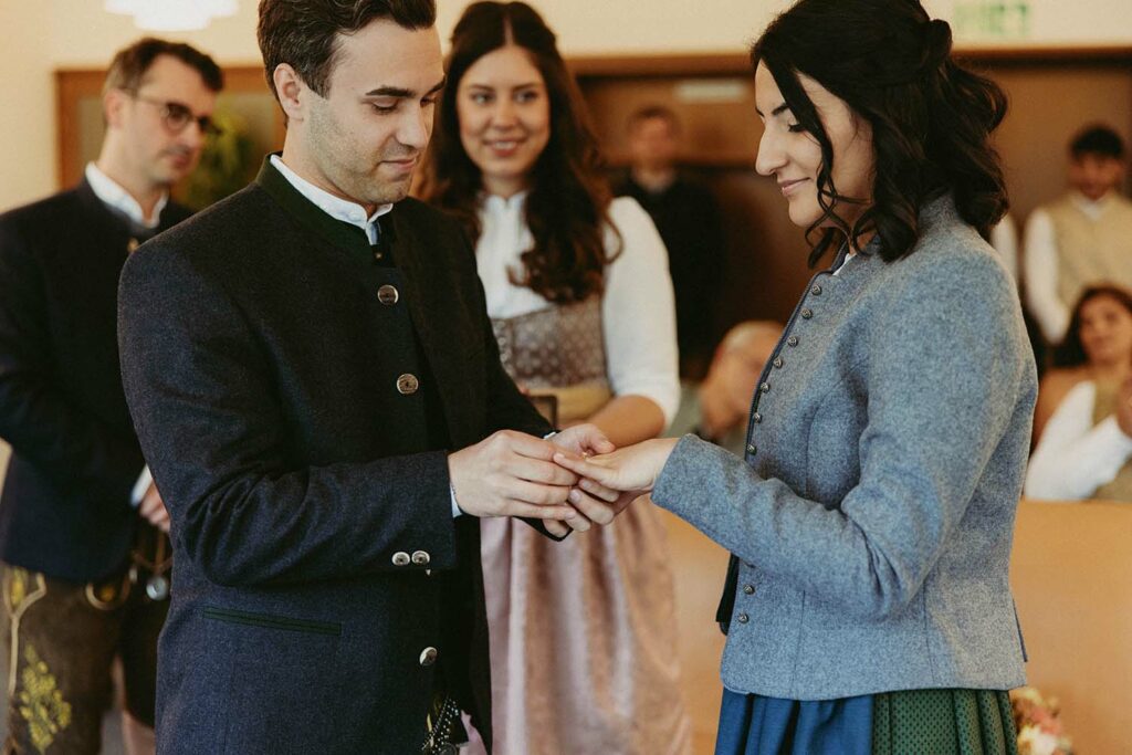 hochzeitsfotograf-standesamt-trauung--muenchen-mandlstrasse-feier-kerimkivrak-015