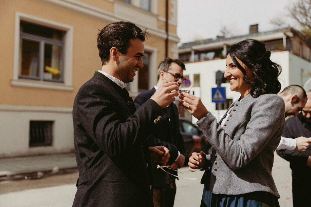 hochzeitsfotograf-standesamt-trauung--muenchen-mandlstrasse-feier-kerimkivrak-022